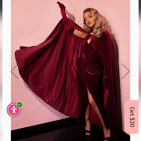 Velvet Cape - Picture 2 of 4